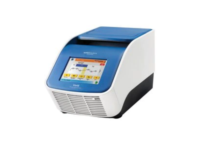 ДНК-амплификатор THERMO FISHER SCIENTIFIC Veriti с реакционным блоком 96×0,2 мл